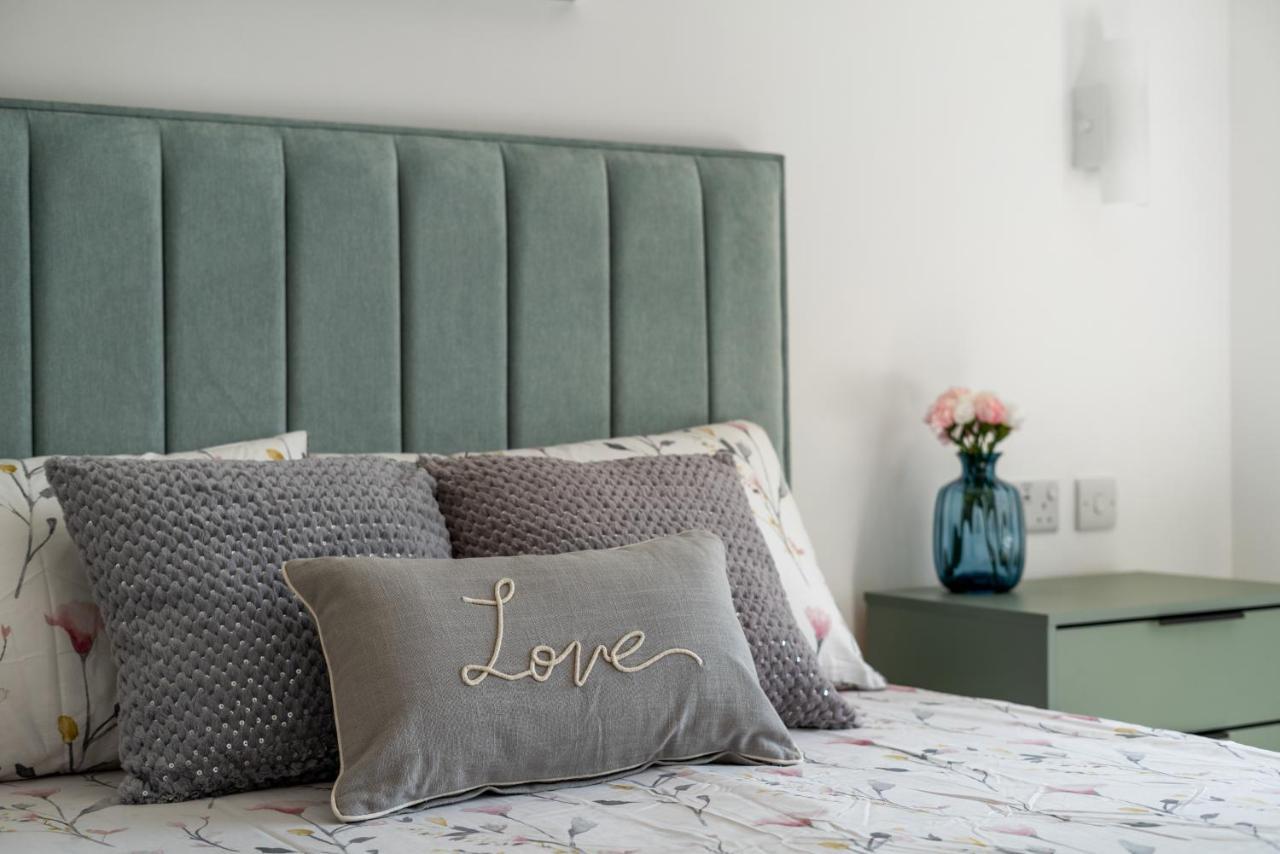 Apartmán Newly Refurbished 2 Bed Flat Mill Hill Exteriér fotografie