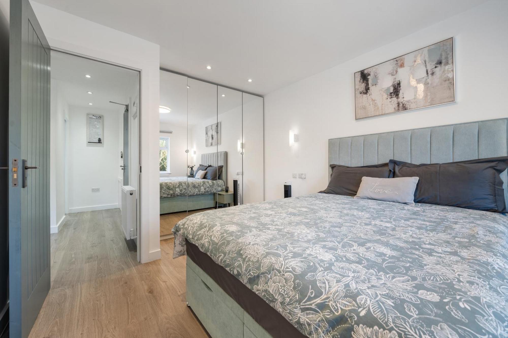 Apartmán Newly Refurbished 2 Bed Flat Mill Hill Exteriér fotografie
